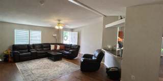 3 Bed, 2 Bath, 2 Car Garage Home For Rent Gallery 5