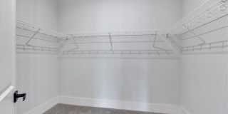 6890 Peachtree Dunwoody Road Gallery 21