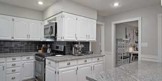 2422 S Kickapoo Avenue Gallery 11