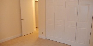 3017 N Oakland Forest Drive Gallery 19