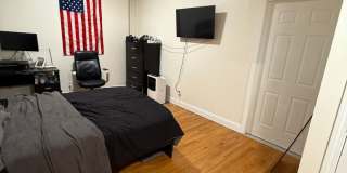 Nicely renovated, pet friendly 3 bed in South Boston. Gallery 32