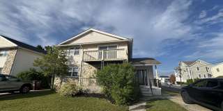 352-354 Hampshire Dr Gallery 1