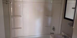 Very Nice 3 Bedroom single 1 car garage 1/2 off First months rent! Gallery 5