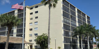 500 Palm Springs Boulevard Gallery 22