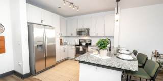 The Mint 425 Apartments Gallery 10