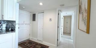 7135 Collins Ave Gallery 13