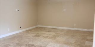 **STUNNING 4 BEDROOM/3 BATHROOM/2 CAR GARAGE/GATED COMMUNITY HOME IN MESA (SOUTHERN & LINDSAY)** Gallery 6