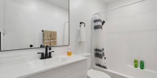 3720 S Marine St Gallery 14