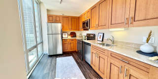 230 W Washington St Gallery 9