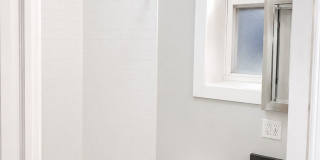 853 N Winchester Avenue Gallery 8