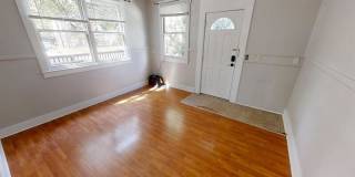 900 Woodlawn Avenue Gallery 2