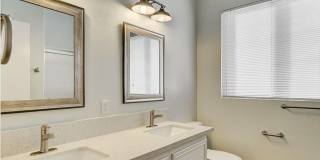 Large 5 Bed Summerlin Home Gallery 22