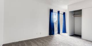 ADORABLE TOWN HOME with BALCONY and a GREAT SIZE PATIO/"BACKYARD" Gallery 17