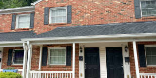 1215 Green Oaks Lane - B - 1 Gallery 12