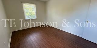Modern 2 Bedroom Apartment with Water Included on Forsyth St Gallery 29