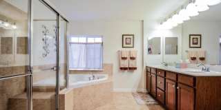 3321 EAGLE RIDGE Drive Gallery 24