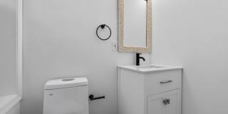 2710 S FAIRHILL Street Gallery 26