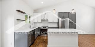 Spacious Home with Washer/Dryer and Central AC Spacious Home with Washer/Dryer and Central AC Gallery 7