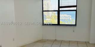 2333 Brickell Ave Gallery 12