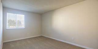 LakeRidge Square Gallery 15