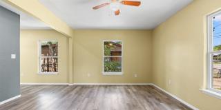 906 Attas Avenue Gallery 2