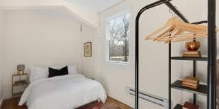 Hubbard Apartment Gallery 7