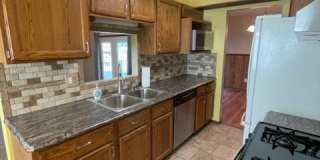 208 Greenleaf Drive Gallery 12