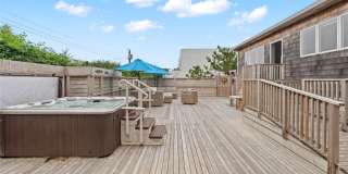 33 Schooner Gallery 20