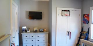 78 Orchard Avenue Gallery 13