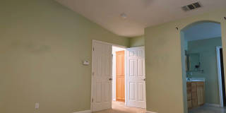 Great home in a court Gallery 23