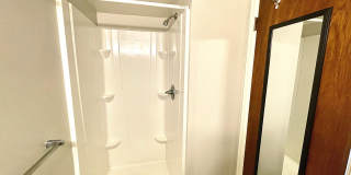 Beautifully updated 3 bedroom 2 bath home in Greeley! Gallery 14