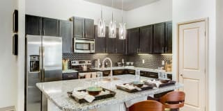 Fountain Pointe Las Colinas Gallery 2