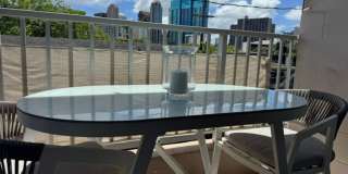 One Bedroom in Honolulu at Queens Villa Gallery 6