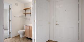 502 BRADLEY CT #5D Gallery 8