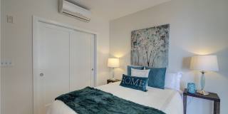 SEATTLE WATERFRONT CONDO FOR RENT w VIEWS! Gallery 11