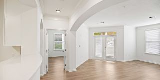 Weston Lakeside Apartments Gallery 10