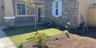 3 Bedroom 2 Bathroom Home in Arbor Gates Gated Community! Gallery 1