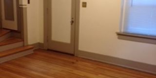 Terrific College Avenue 3 bed/2 bath house - 3 blocks from The Hill Gallery 4