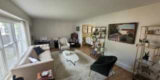 4 Bed/3.5 Bath, 3306 Sqft - 10074 E Lake Dr. Gallery 10