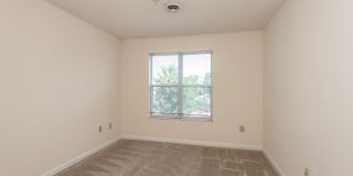 Walk to UC & UC Medical | 1BR/2BR Apartments Gallery 37