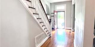 1522 Barron Street Gallery 21