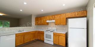 Fantastic 4 bedroom, 2 bathroom home in great location! Gallery 6