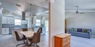 911 SW 3rd Avenue Gallery 8