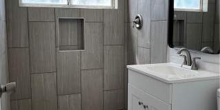 308 W Cincinnati Avenue Gallery 9