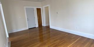 4442 Washington St. Gallery 6