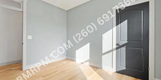 1118 Rockhill St. Gallery 37