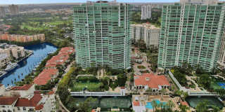 19955 NE 38th Ct Gallery 48