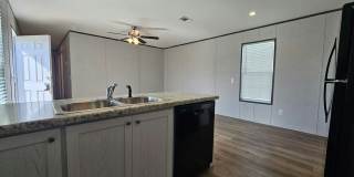 557 Suwanee Drive 557 Suwanee Drive Gallery 3