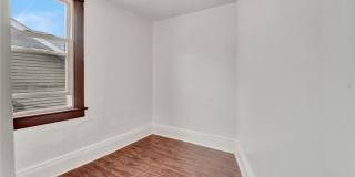214 Ludington Street Gallery 9
