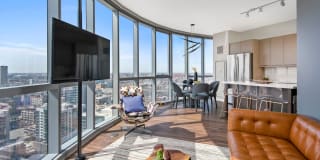 727 West Madison 727 West Madison Gallery 36